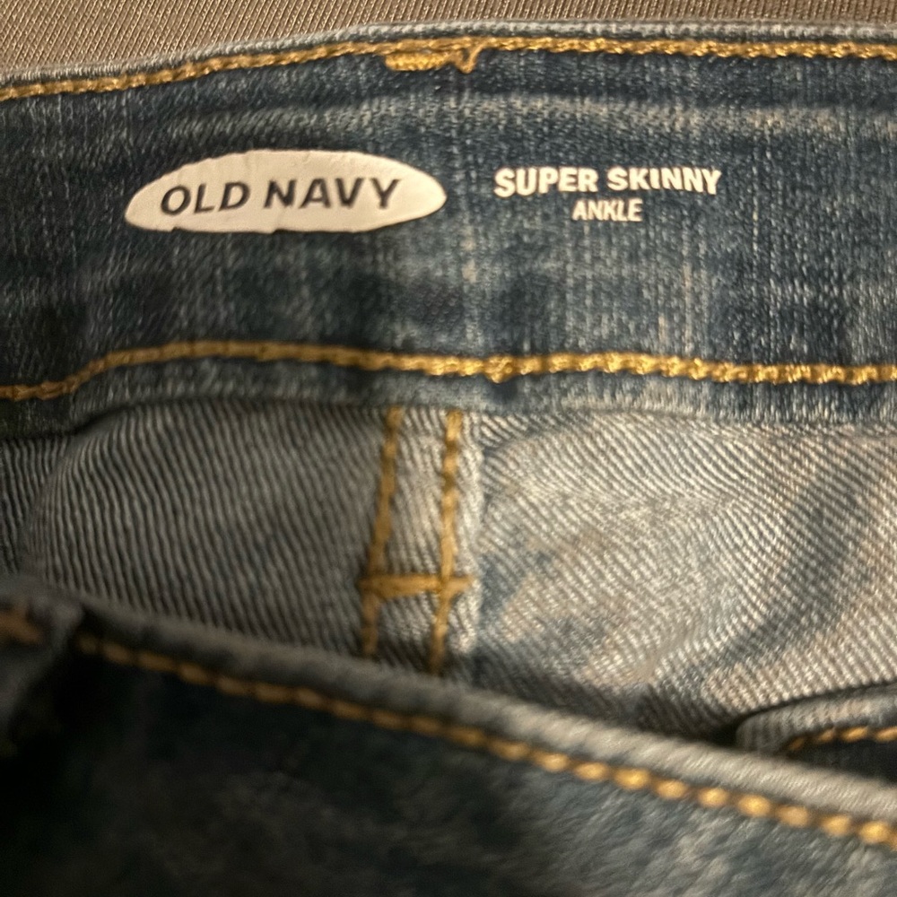 Old Navy Super Skinny Jeans